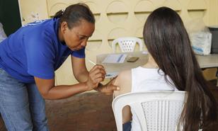 La vacunaci&oacute;n contra la influenza enfrenta barreras pese a su disponibilidad en el pa&iacute;s