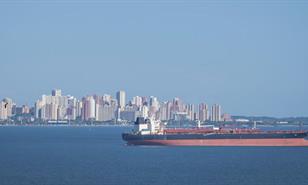 Venezuela anuncia zarpe de buque con petr&oacute;leo en medio de tensiones con los Estados Unidos