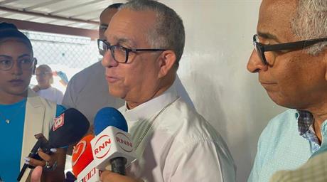 Arzobispo de Santiago cuestiona los mecanismos de supervisi&oacute;n estatal tras esc&aacute;ndalo en Senasa