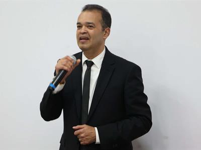 Mánager de Alex Bueno cuestiona su exclusión en el Soberano