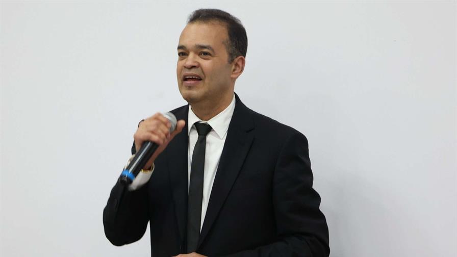 Mánager de Alex Bueno cuestiona su exclusión en el Soberano pese a ser nominado a los Latin Grammy Mánager de Alex Bueno cuestiona su exclusión en el Soberano pese a ser nominado a los Latin Grammy