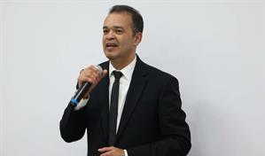 Alex Bueno emociona a sus seguidores al compartir "Serenata a mam&aacute;" en medio de su proceso de salud