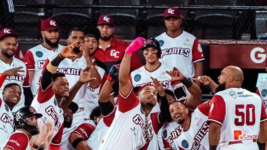 Gigantes clasifican, dan puntillazo final a Tigres al vencerlos 5-3 y dejarlos fuera de la semifinal