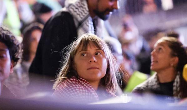La activista Greta Thunberg, detenida en Londres por apoyar a presos de Acci&oacute;n Palestina