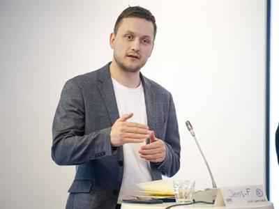 Jens-Frederik Nielsen «triste» por interés de Trump por Groenlandia