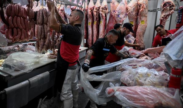 La hist&oacute;rica relaci&oacute;n entre la carne y los argentinos se deshilacha