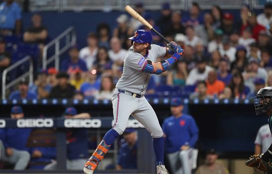 Jeff McNeil pasa a los Atl&eacute;ticos desde los Metros