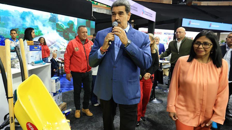 Maduro afirma que a Trump que le iría mejor con el mundo si atendiera los temas de EE. UU.