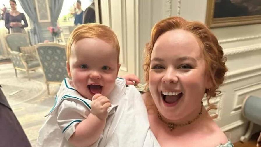 Bridgerton: Penélope presenta a su bebé antes del estreno de la cuarta temporada