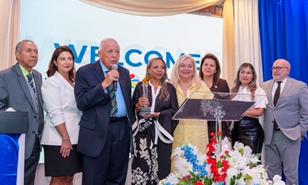 Entregan "La Antorcha de la Democracia" a Tom&aacute;s Regalado en Miami