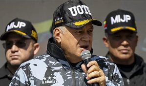 Venezuela advierte a Trinidad y Tobago que responder&aacute; si presta su territorio para ataque