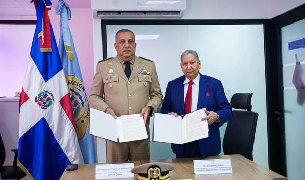 Migraci&oacute;n  firman acuerdo con la Sociedad de Psiquiatr&iacute;a para fortalecer salud mental del personal