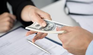 El d&oacute;lar ronda los 63.90 pesos en la banca comercial este 24 de diciembre