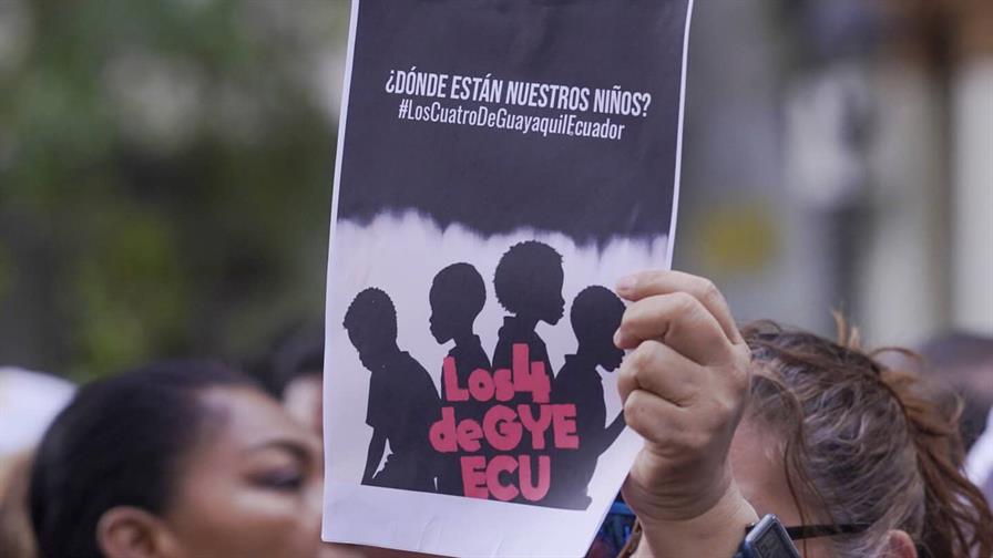 Familias de los 4 menores desaparecidos por militares en Ecuador: hoy se hizo justicia Familias de los 4 menores desaparecidos por militares en Ecuador: hoy se hizo justicia