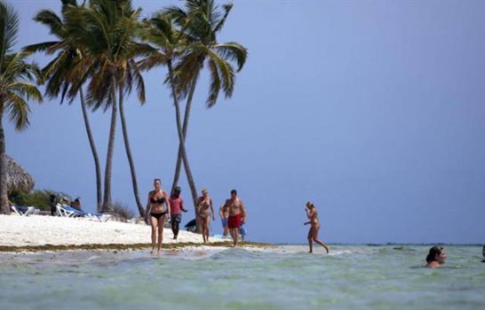 RD registr&oacute; en un d&iacute;a la llegada de 42,949 turistas