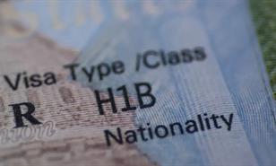 Jueza autoriza tarifa de 100 d&oacute;lares impuesta por Trump a visas de trabajo del sector tecnol&oacute;gico