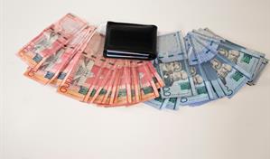 Tarjetas y pr&eacute;stamos sin garant&iacute;a: los productos financieros cuyos usuarios caen m&aacute;s en legal