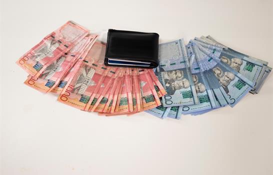 Tarjetas y pr&eacute;stamos sin garant&iacute;a: los productos financieros cuyos usuarios caen m&aacute;s en legal