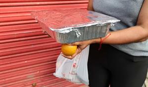 Preparativos en barrios capitalinos para la cena de Nochebuena