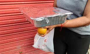 Preparativos en barrios capitalinos para la cena de Nochebuena