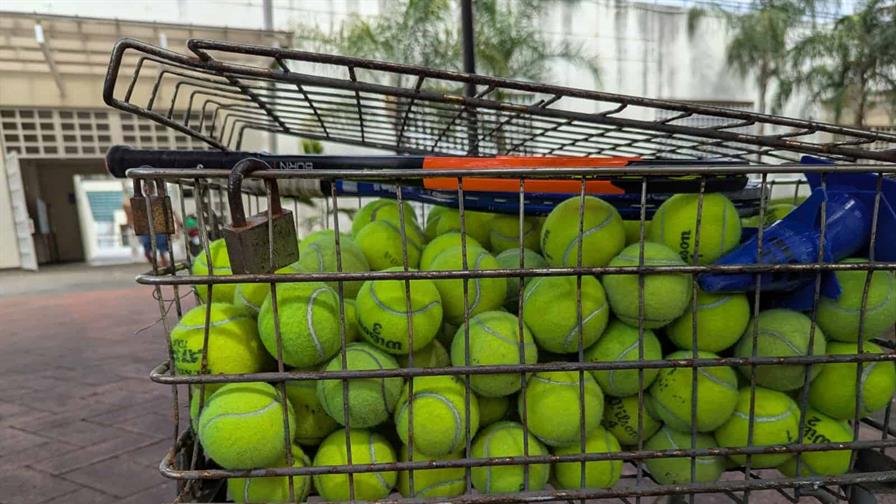 Suspensi&oacute;n de tenista dominicano Maikel Villalona, por ama&ntilde;o de partidos, mancha el tenis local