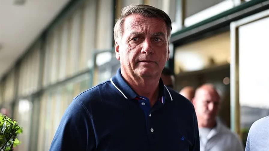 Jair Bolsonaro supera con &eacute;xito la cirug&iacute;a por una hernia inguinal bilateral