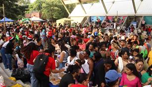 Migrantes en frontera norte y sur de M&eacute;xico celebran Navidad en medio de la incertidumbre