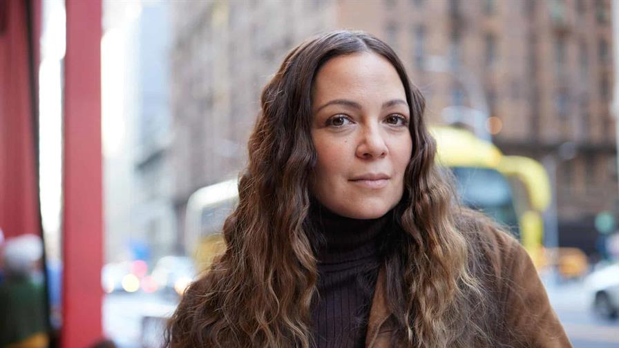 Natalia Lafourcade celebra la llegada de su primer hijo con emotivo mensaje y tiernas im&aacute;genes