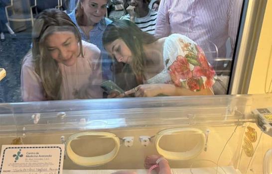 &iexcl;Ya es abuela! Carolina Mej&iacute;a anuncia el nacimiento de su nieta