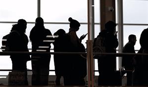 EE. UU. empieza a tomar fotos y datos biom&eacute;tricos de extranjeros que entren y salgan del pa&iacute;s