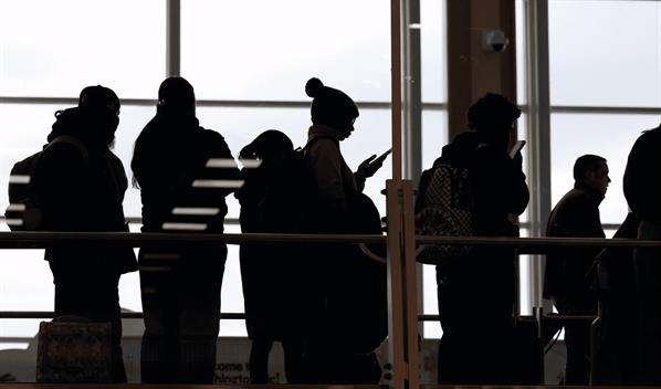 EE. UU. empieza a tomar fotos y datos biométricos de extranjeros que entren y salgan del país EE. UU. empieza a tomar fotos y datos biométricos de extranjeros que entren y salgan del país