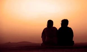 El amor en la voz de un amigo