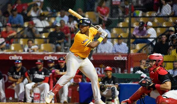 Alberto Rodr&iacute;guez gana el Novato del A&ntilde;o de la Lidom