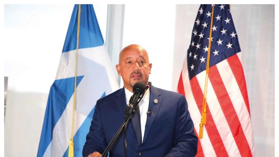 Alcalde dominicano de Lawrence utiliza intérprete en audiencia judicial y genera polémica