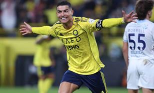 Cristiano Ronaldo, a 44 de los 1000 en triunfo de Al Nassr sobre el Al Okhdood