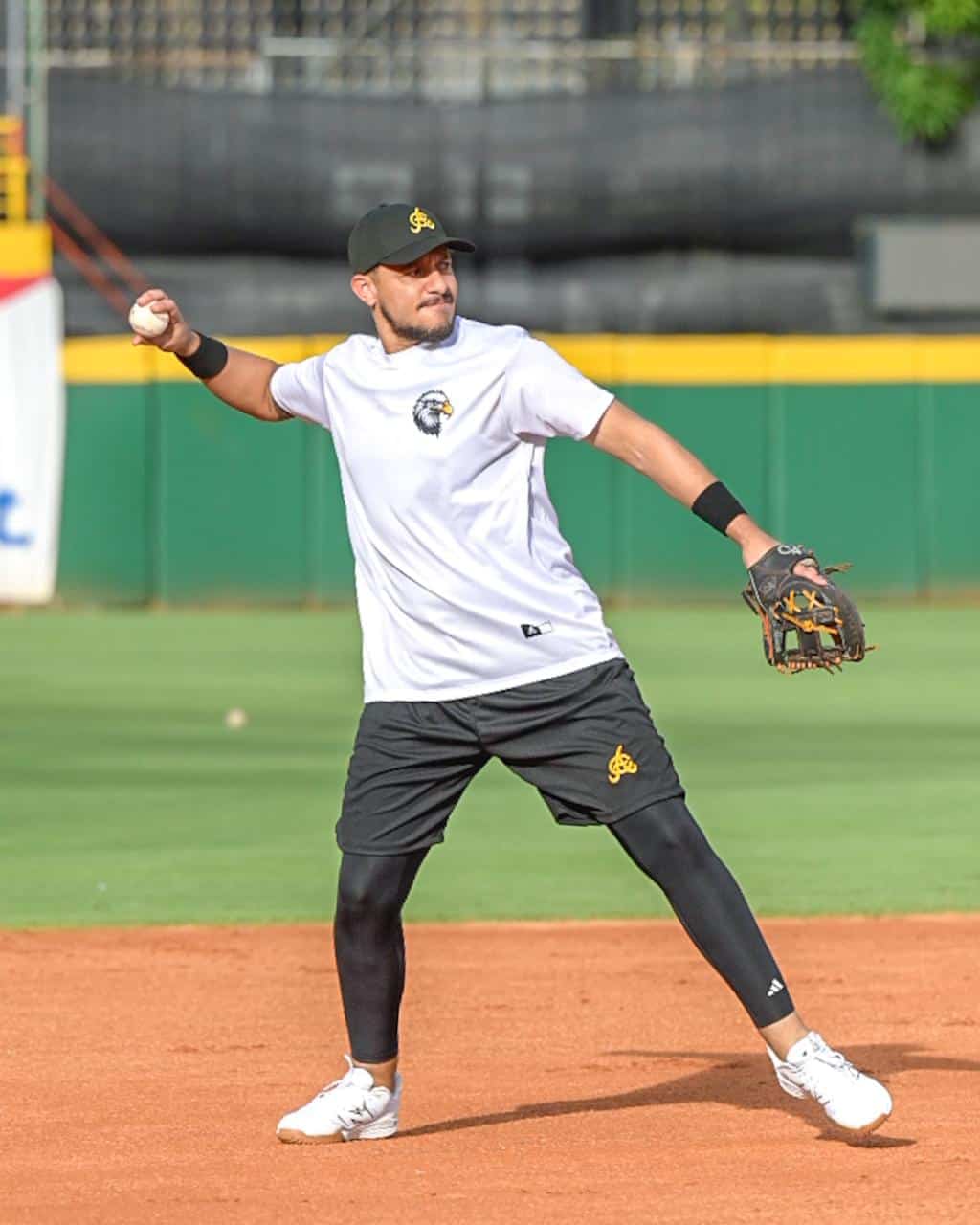 Video | Cristhian Adames se suma a las Águilas tras ser la primera selección del Draft de Reingreso