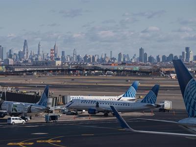 Cientos de vuelos cancelados en el Caribe por ataque de EE. UU.