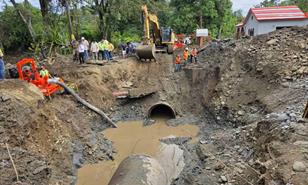 Coraasan mantiene trabajos ininterrumpidos tras explosi&oacute;n de tuber&iacute;a en Santiago