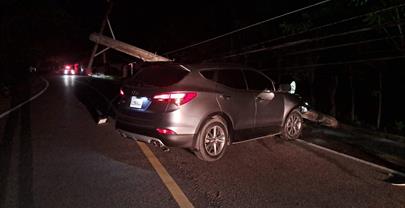Accidentes de tr&aacute;nsito que terminan en apagones: 84 postes da&ntilde;ados en Santiago