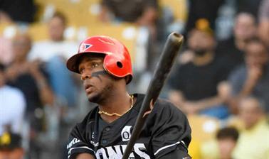 Video | El Escogido maltrata el pitcheo aguilucho y logra triunfo en el arranque del round robin