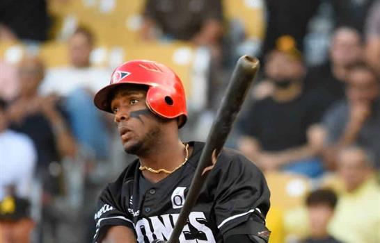 Video | El Escogido maltrata el pitcheo aguilucho y logra triunfo en el arranque del round robin