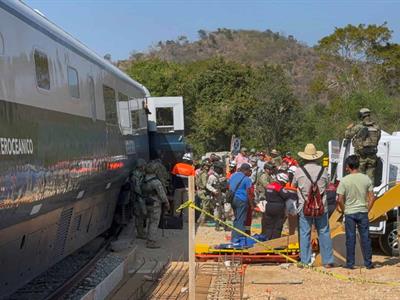 13 muertos y 98 heridos por accidente ferroviario en el sur de México