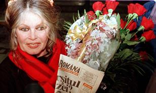 Francia debate c&oacute;mo homenajear a Brigitte Bardot entre su legado y sus pol&eacute;micas