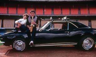 "Better Off Dead", una comedia oscura que encuentra esperanza en el absurdo