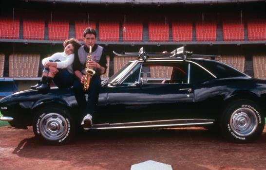 "Better Off Dead", una comedia oscura que encuentra esperanza en el absurdo