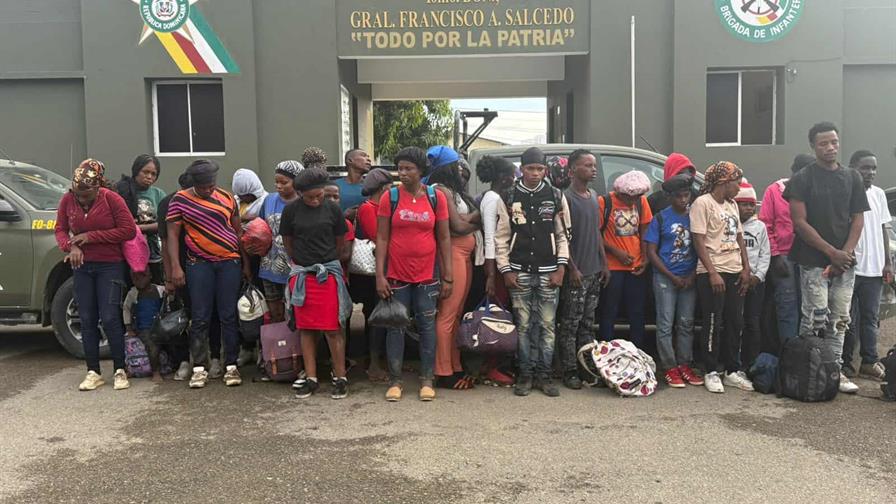 Drones del Ej&eacute;rcito detectan a 34 haitianos indocumentados en Dajab&oacute;n