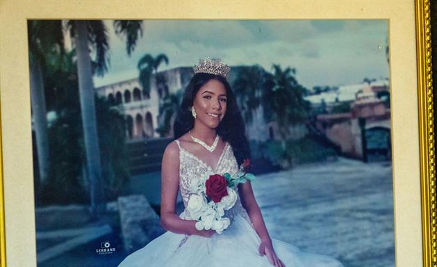 "Era la alegr&iacute;a de este hogar": familiares lloran la muerte de joven ultimada en Los Guandules