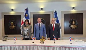 Instituto Duartiano denuncia retiro de s&iacute;mbolos patrios y religiosos en los tribunales