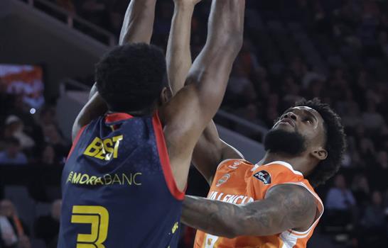 Badio y Pradilla despiertan a tiempo al Valencia ante un exigente Andorra