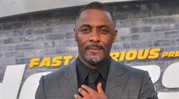 El actor Idris Elba es galardonado con el t&iacute;tulo de caballero